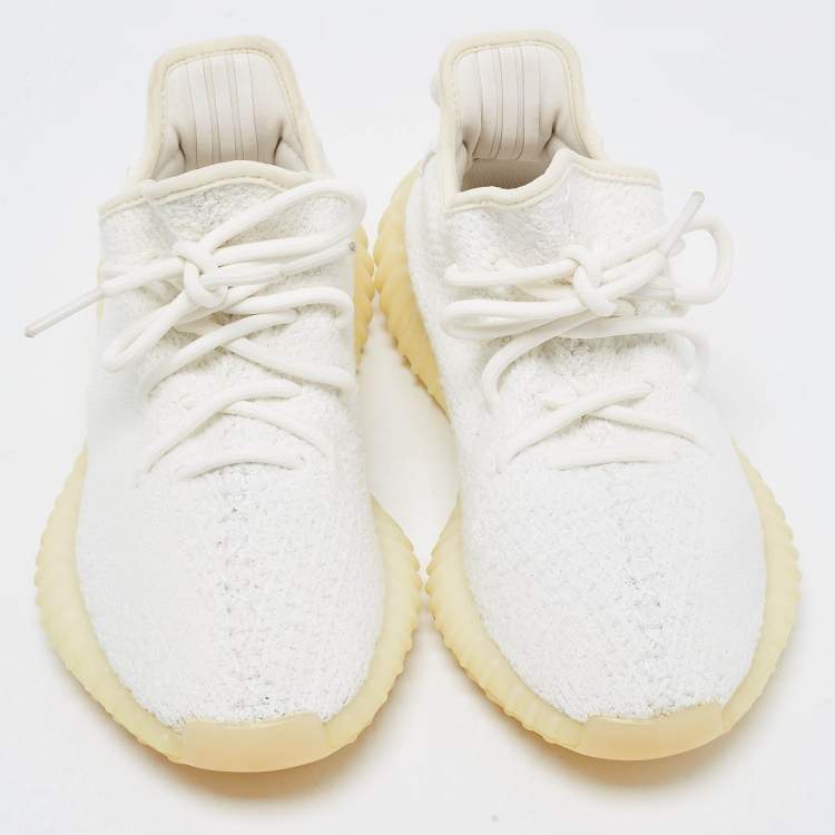 مملوكة مسبقًا Yeezy x Adidas White Knit Fabric Boost 350 V2 Triple White Sneakers Size 38 2/3