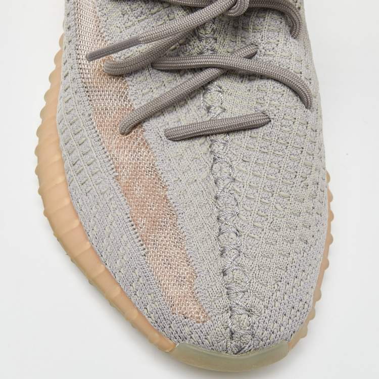 Pre Owned Yeezy x Adidas Grey Knit Fabric Boost 350 V2 'Trfrm' Sneaker Size 43 1/3
