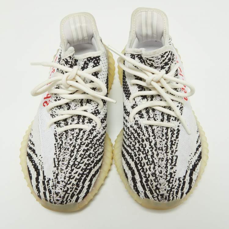 مملوكة مسبقًا Yeezy x Adidas White/Black Knit Fabric Boost 350 V2 Zebra Sneakers Size 39 1/3