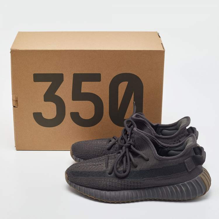 Pre Owned Yeezy x Adidas Black Knit Fabric Boost 350 V2 Cinder Sneakers Size 39 1/3