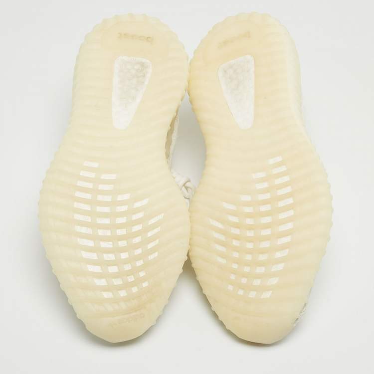 مملوكة مسبقًا Yeezy x Adidas White Knit Fabric Boost 350 V2 Bone Sneakers Size 44