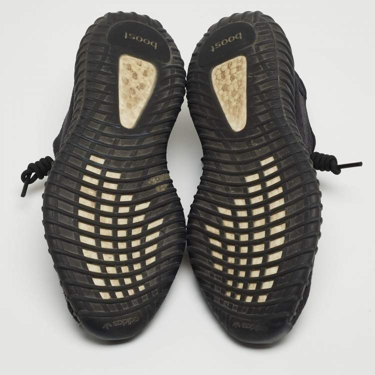 Pre Owned Yeezy x Adidas Black Knit Fabric Boost 350 V2 Onyx Sneakers Size 44