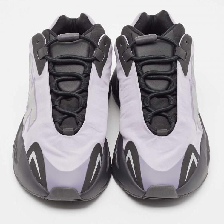 مملوكة مسبقًا Yeezy x Adidas Black/Lavender Nylon Boost 700 MNVN Geode Sneakers Size 43.5