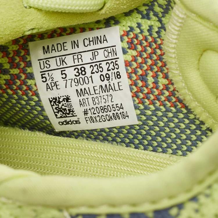 مملوكة مسبقًا Yeezy x Adidas Neon Yellow Knit Fabric Boost 350 V2 Semi Frozen Yellow Sneakers Size 38