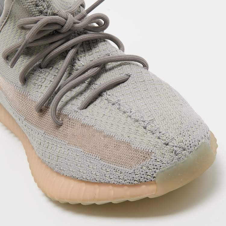 مملوكة مسبقًا Yeezy x Adidas Grey Knit Fabric Boost 350 V2 True Form Sneakers Size 43 1/3