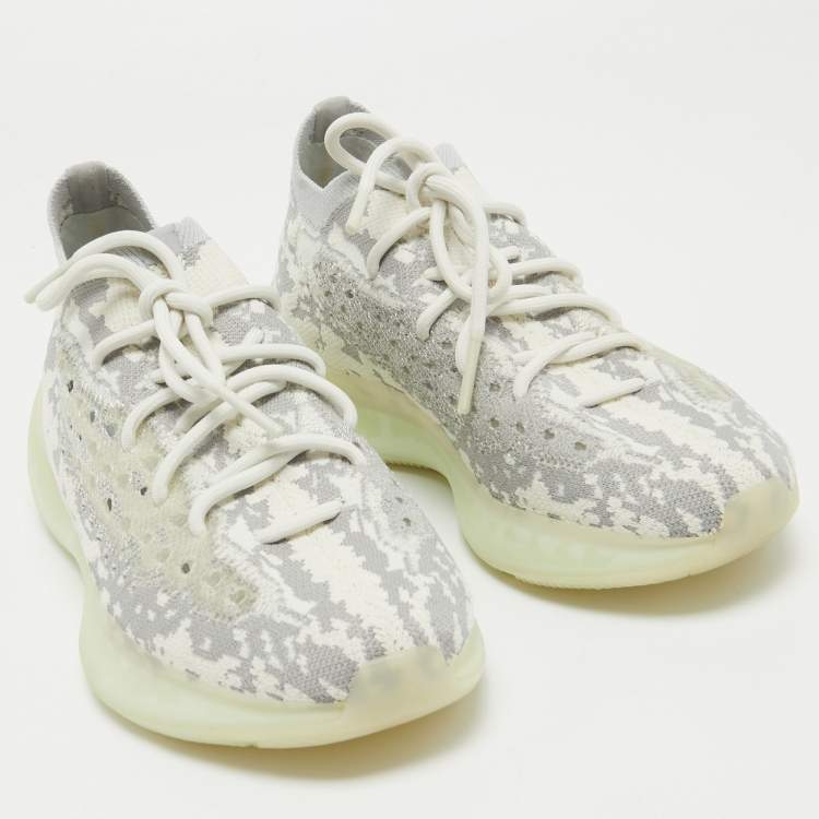 Pre Owned Yeezy x Adidas Grey/White Knit Fabric Boost 380 Alien Sneakers Size 40