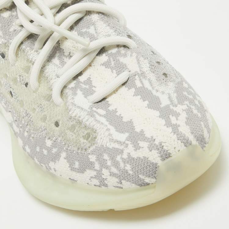 Pre Owned Yeezy x Adidas Grey/White Knit Fabric Boost 380 Alien Sneakers Size 40