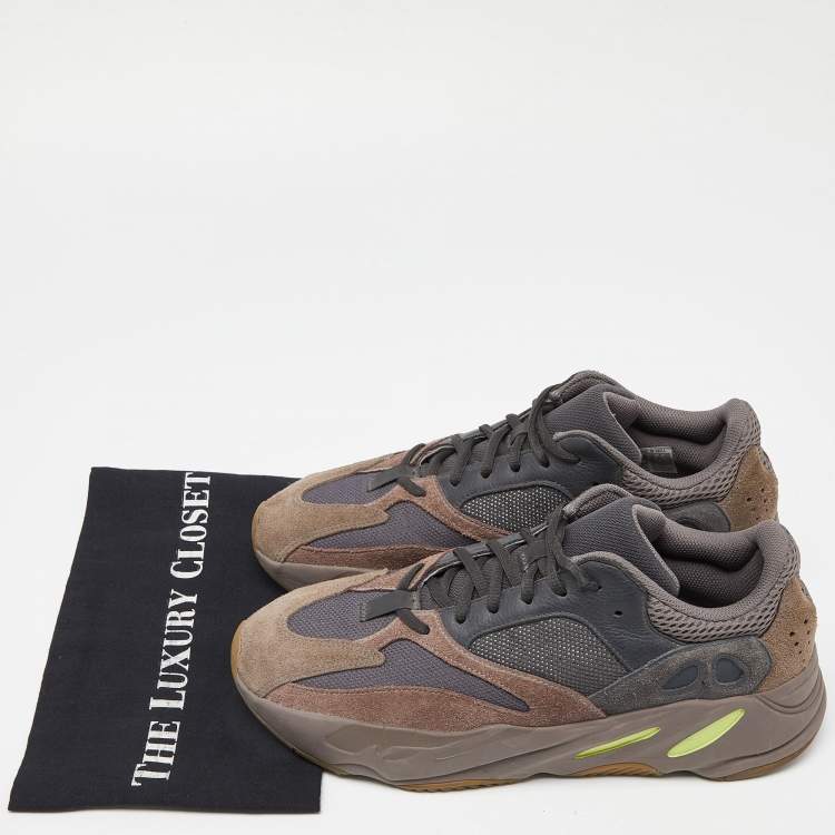 Pre Owned Yeezy x Adidas Dark Grey Suede and Mesh Boost 700 V2 Mauve Sneakers Size 44 2/3