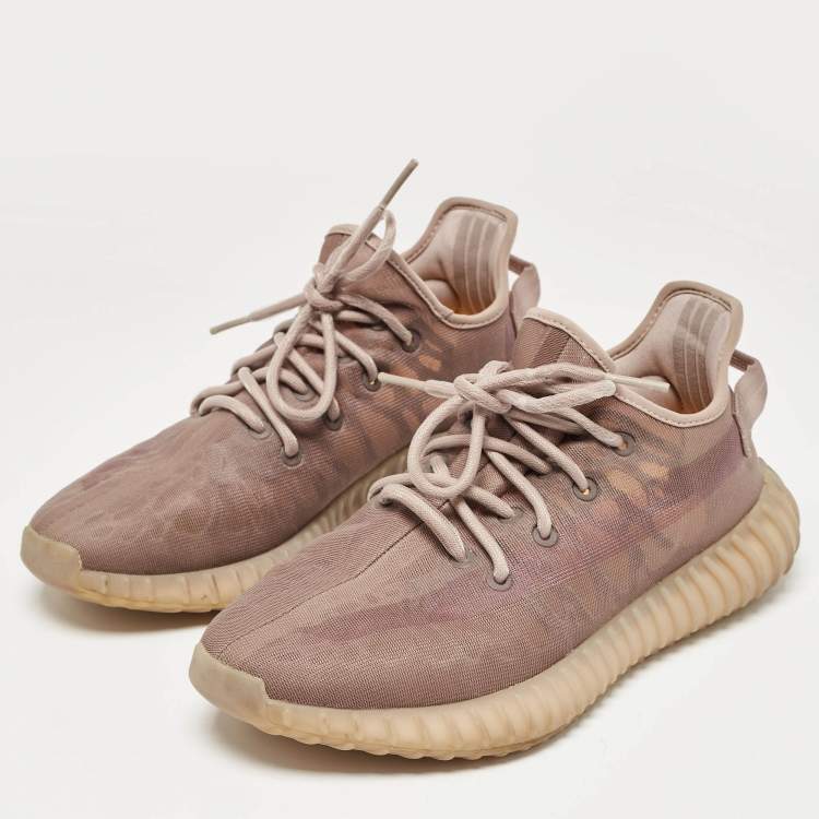 Pre Owned Yeezy x Adidas Purple Mesh Boost 350 V2 Mono Mist Sneakers Size 42 2/3