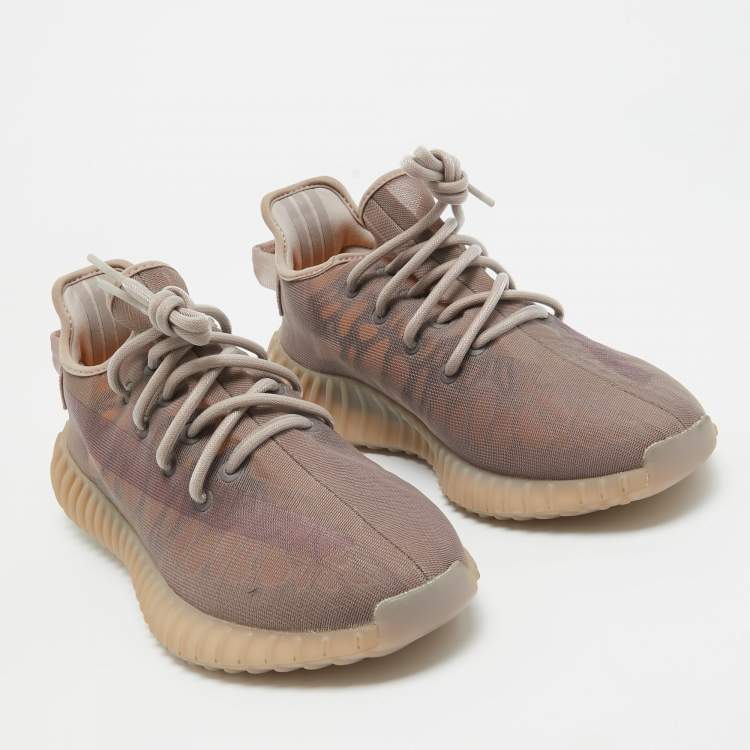 مملوكة مسبقًا Yeezy x Adidas Brown Mesh Boost 350 V2 Mono Mist Sneakers Size 42 1/3