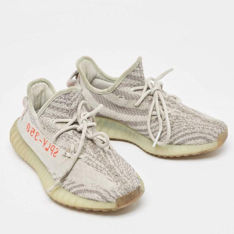 Pre Owned Yeezy x Adidas Two Tone Knit Fabric Boost 350 V2 Blue Tint Sneakers Size 40 2/3