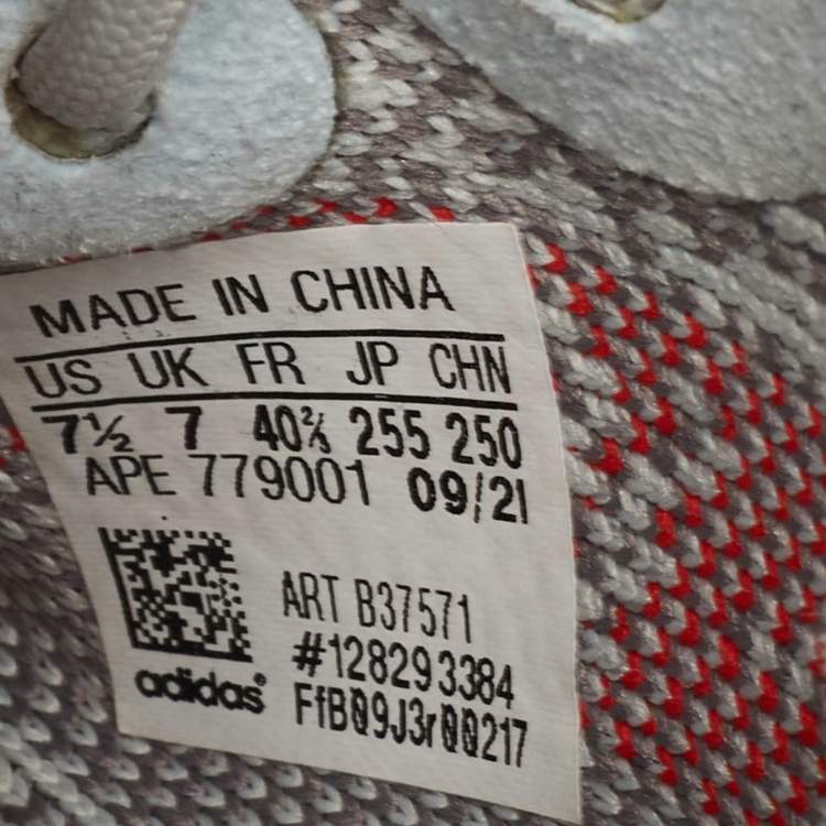 Pre Owned Yeezy x Adidas Two Tone Knit Fabric Boost 350 V2 Blue Tint Sneakers Size 40 2/3
