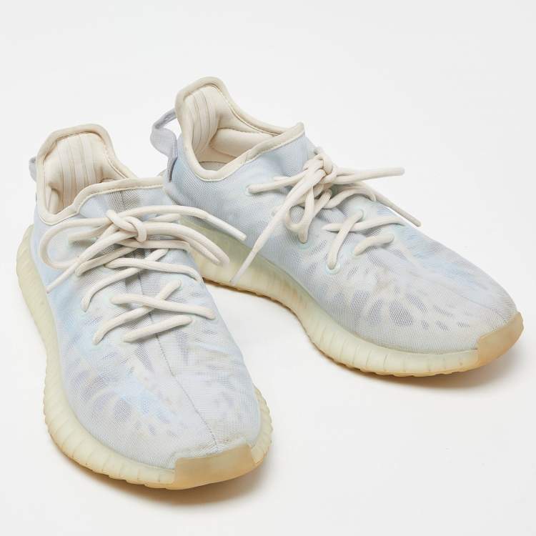 Pre Owned Yeezy x Adidas Blue/White Mesh Boost 350 V2 Mono Ice Sneakers Size 39 1/3