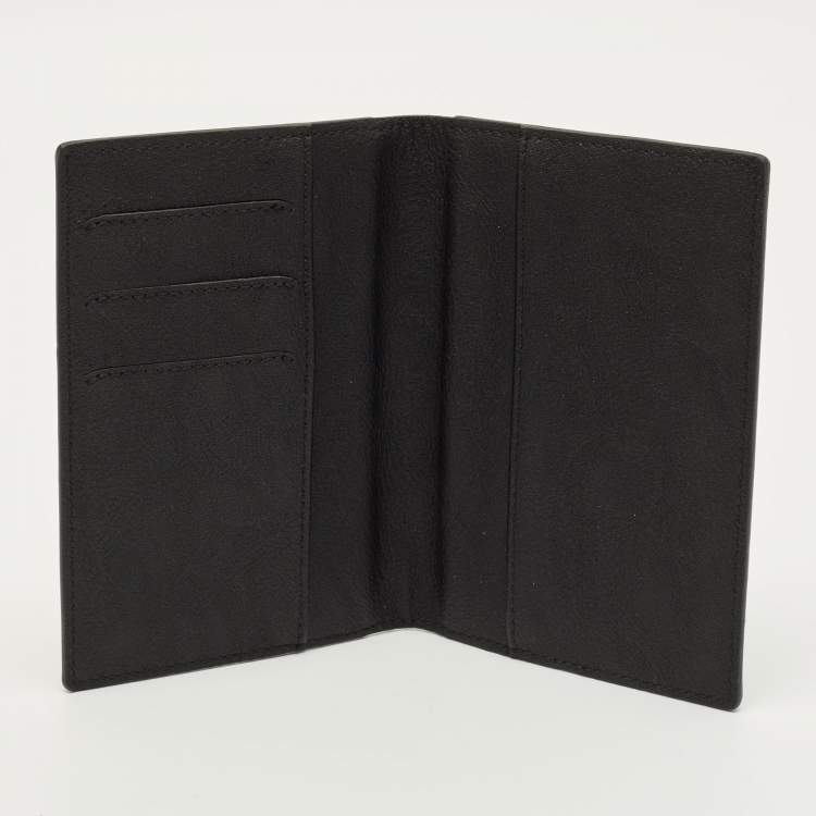 Pre Owned Zadig & Voltaire Passport Holder Black Leather