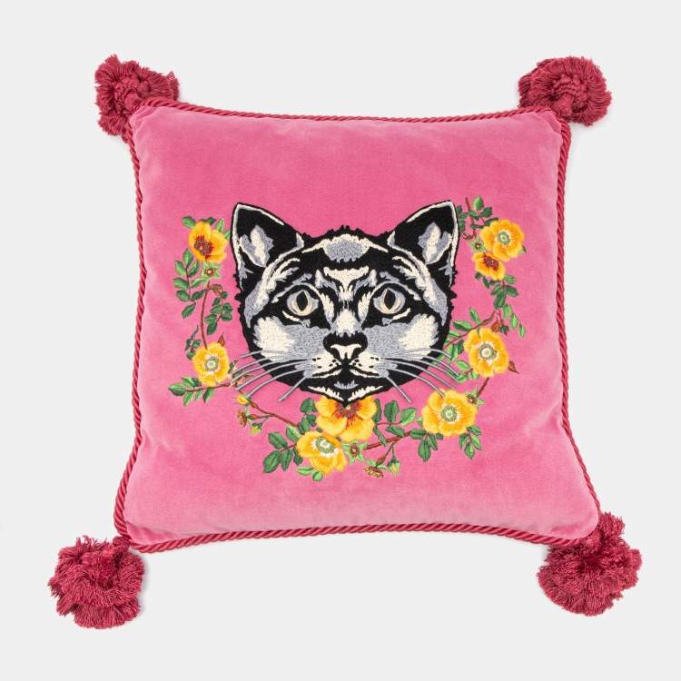 Pre Owned Gucci Multicolor Cat Embroidery Velvet Cushion