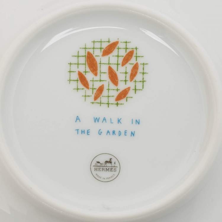 Pre Owned Hermès A Walk in the Garden Tea Cup and Saucer Set