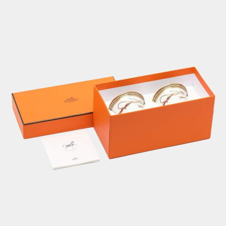 Pre Owned Hermès Porcelain White Cheval d'Orient No.1 Mini Cup Set