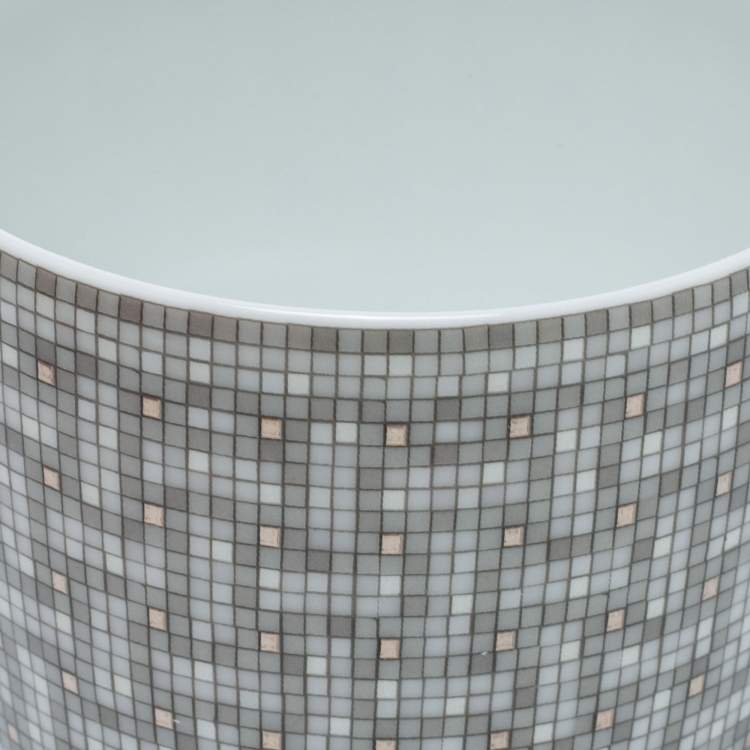 Pre Owned Hermès Mosaique AU 24 Platinum Tea Cup & Saucer Set