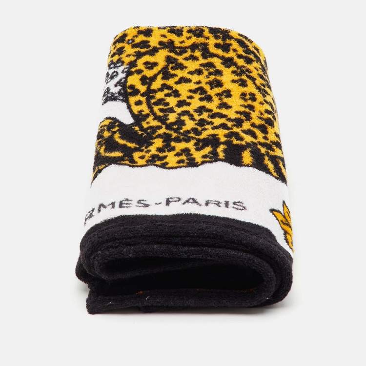 Pre Owned Hermès White/Orange Leopards Cotton Beach Towel