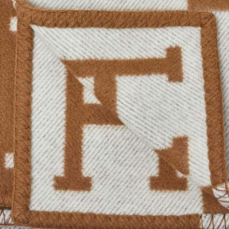 Pre Owned Hermès Ecru & Camel Merino Cashmere Avalon Throw Blanket