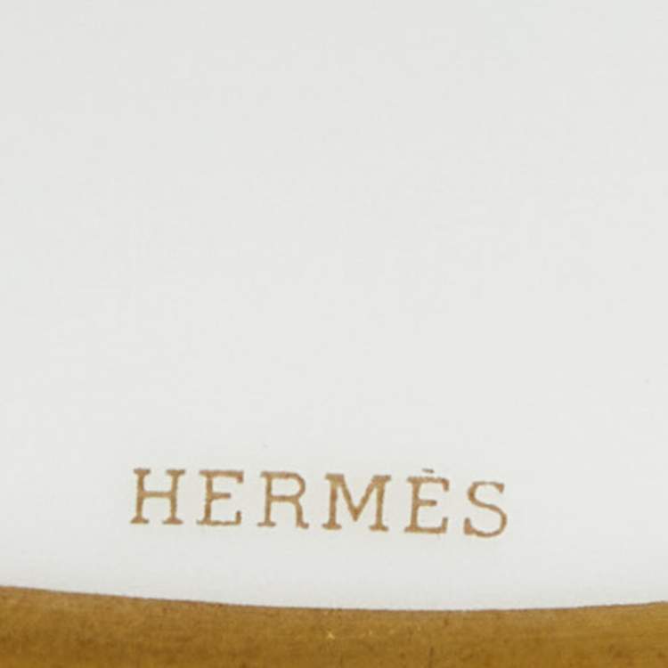 Pre Owned Hermes White Porcelain Carnet d'Equateur 2 Piece Saucer Set