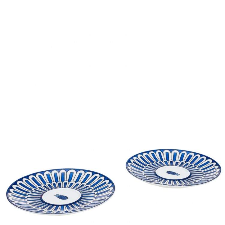 Pre Owned Hermes Blue Porcelain Bleus d'Ailleurs Footed Tea Cup and 2 Saucer