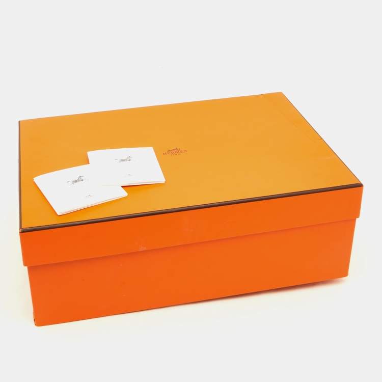 Pre Owned Hermes Cheval d'Orient Printed Porcelain Teacup & Saucer Set of 11