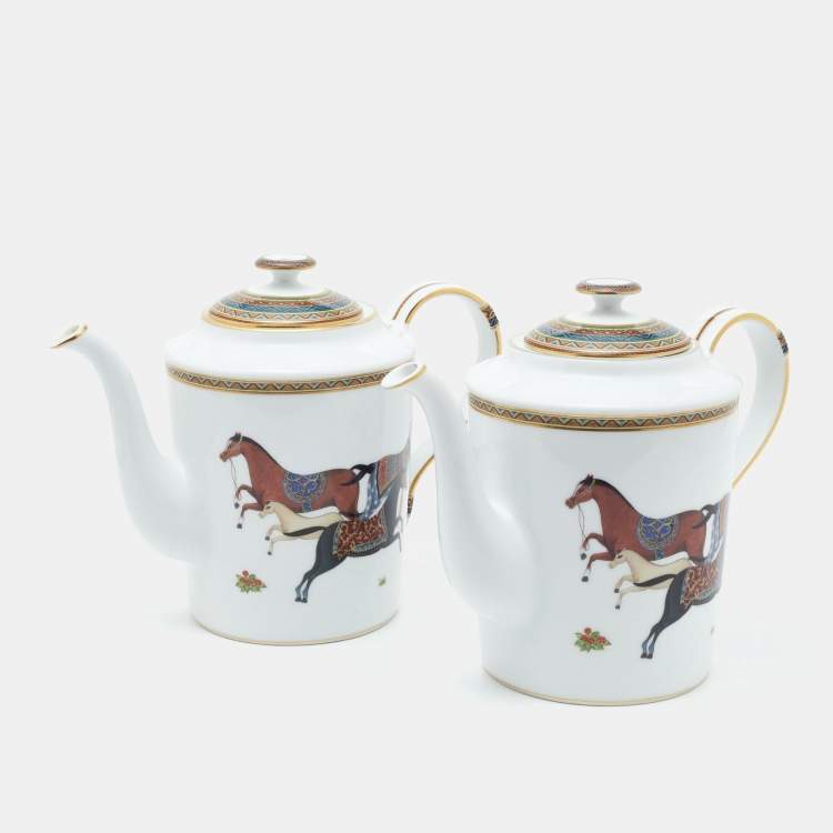Pre Owned Hermès White Cheval d’Orient Printed Porcelain Teapots Set of 2