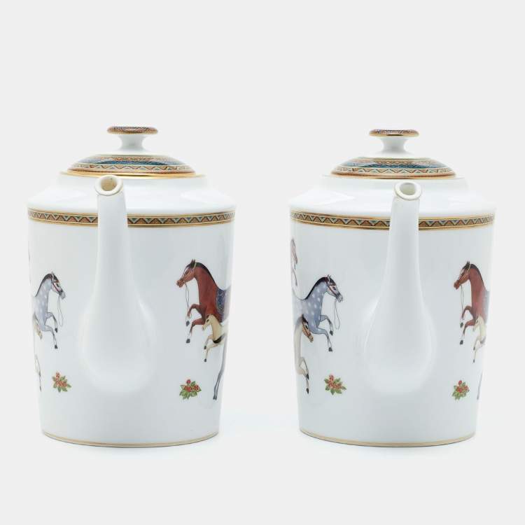 Pre Owned Hermès White Cheval d’Orient Printed Porcelain Teapots Set of 2