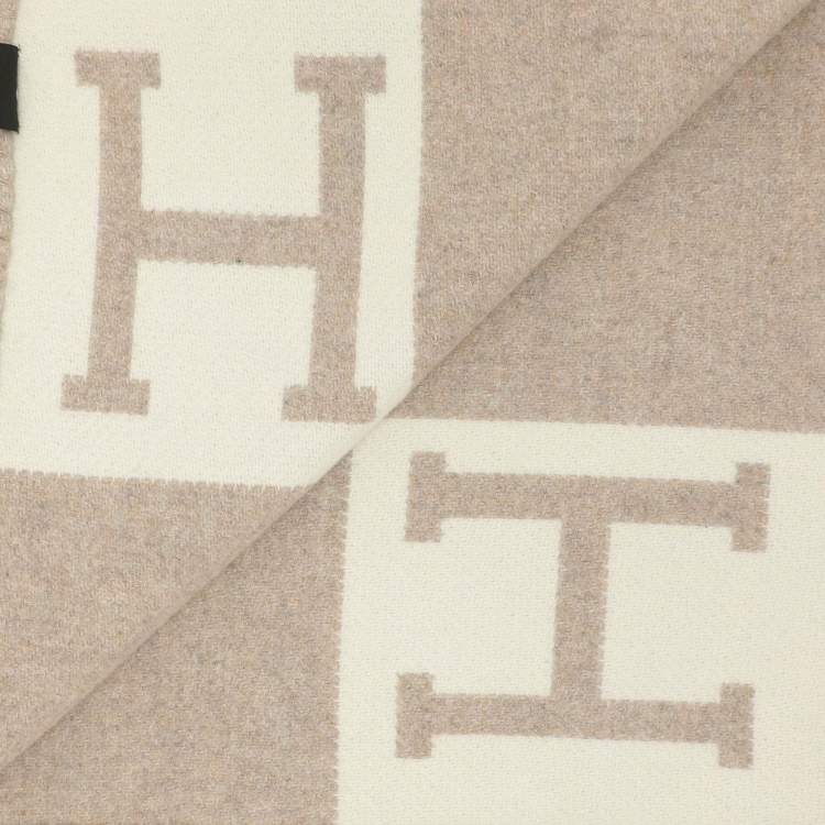 Pre Owned Hermès Beige Merino Wool and Cashmere Avalon Throw Blanket