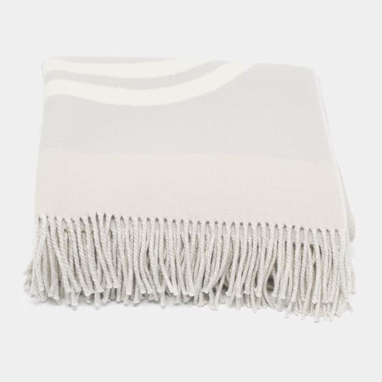Pre Owned Hermès Grey Plaid Wool Brides De Gala Blanket