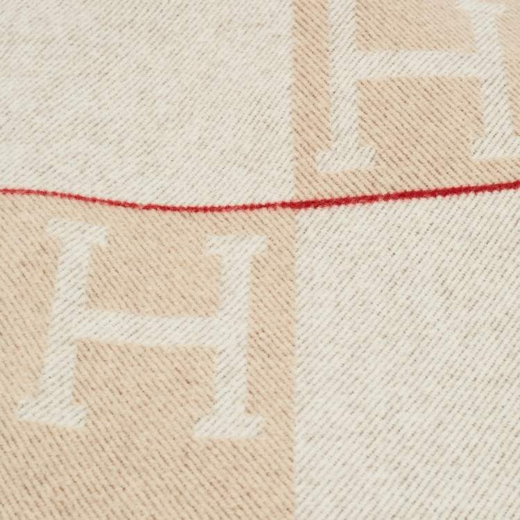 Pre Owned Hermès Beige Cashmere Avalon Signature Avalon Throw Blanket