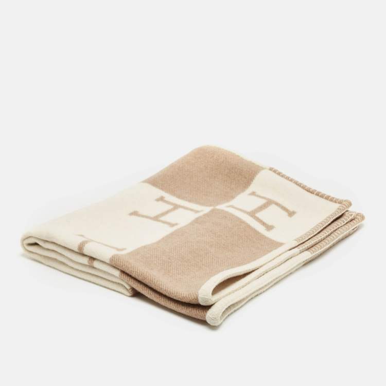 Pre Owned Hermès Noisette Moyen/Blanc Cashmere Avalon Baby Blanket