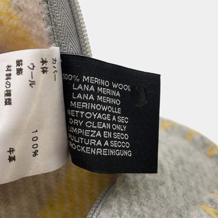 Pre Owned Hermes Echelle Cushion Gri-Suri Wool 100%