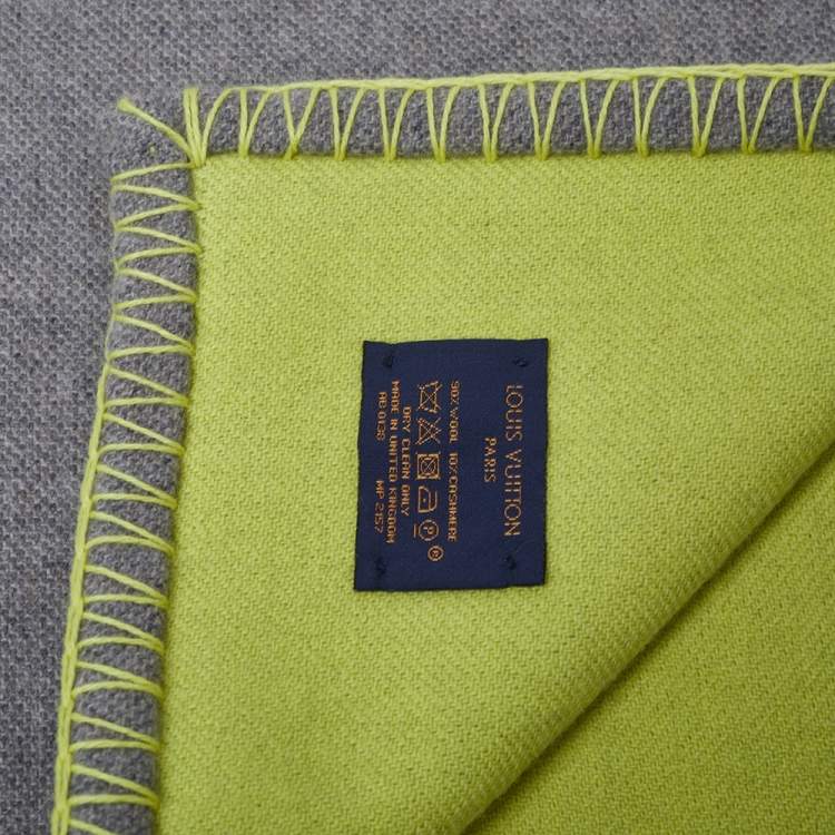 Pre Owned Louis Vuitton Grey Fluo Louis Reversible Wool Blanket