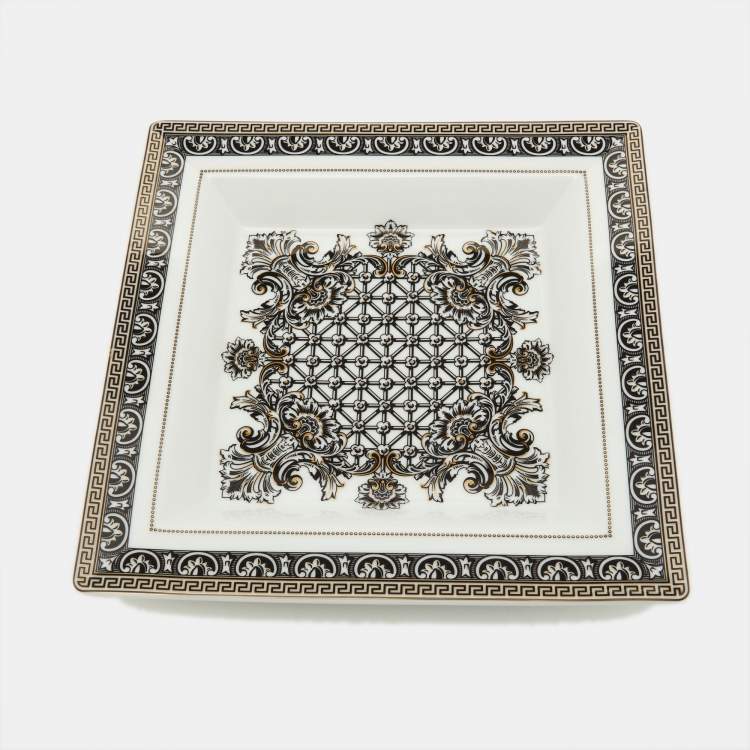 Pre Owned Rosenthal Meets Versace White & Black Printed Porcelain Square Dish
