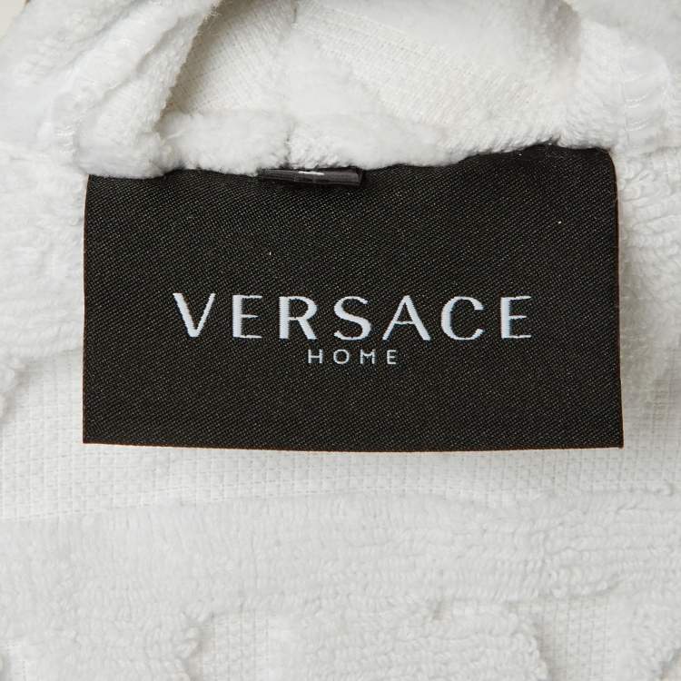 Pre Owned Versace Home White Monogram Terry Cotton Baroque Print Bathrobe L 