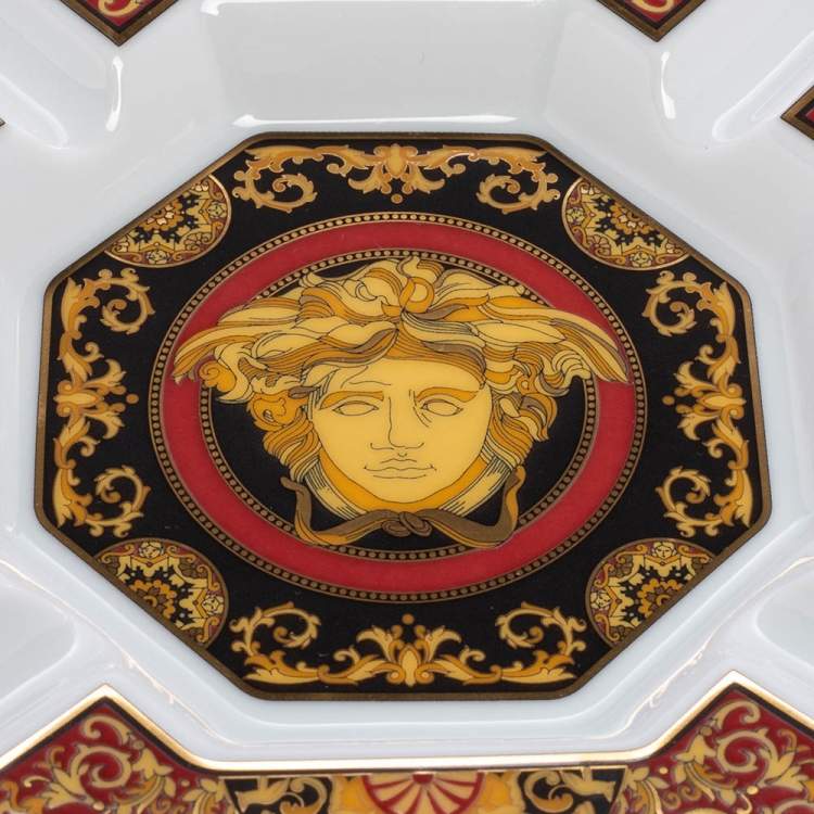 Pre Owned Versace x Rosenthal Medusa Porcelain Octagonal Ashtray 13.5 cm 