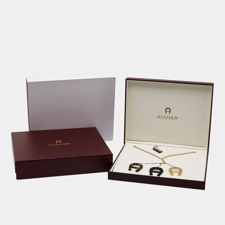 Pre Owned Aigner Resin Gold Tone 3 Motif Necklace