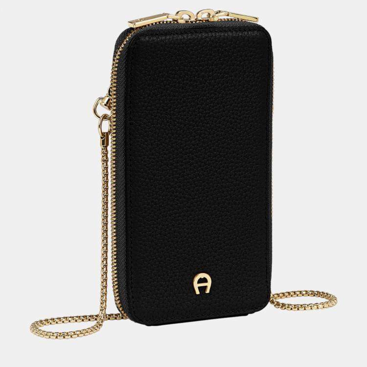 Pre Owned Aigner Black Leather Chain Pouch