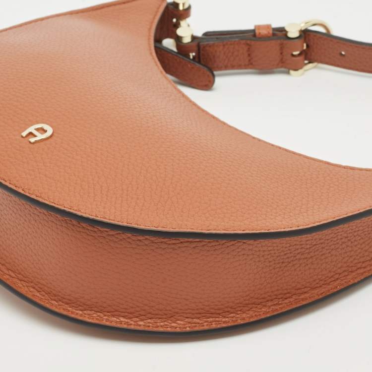 Pre Owned Aigner Brown Leather Delia Hobo