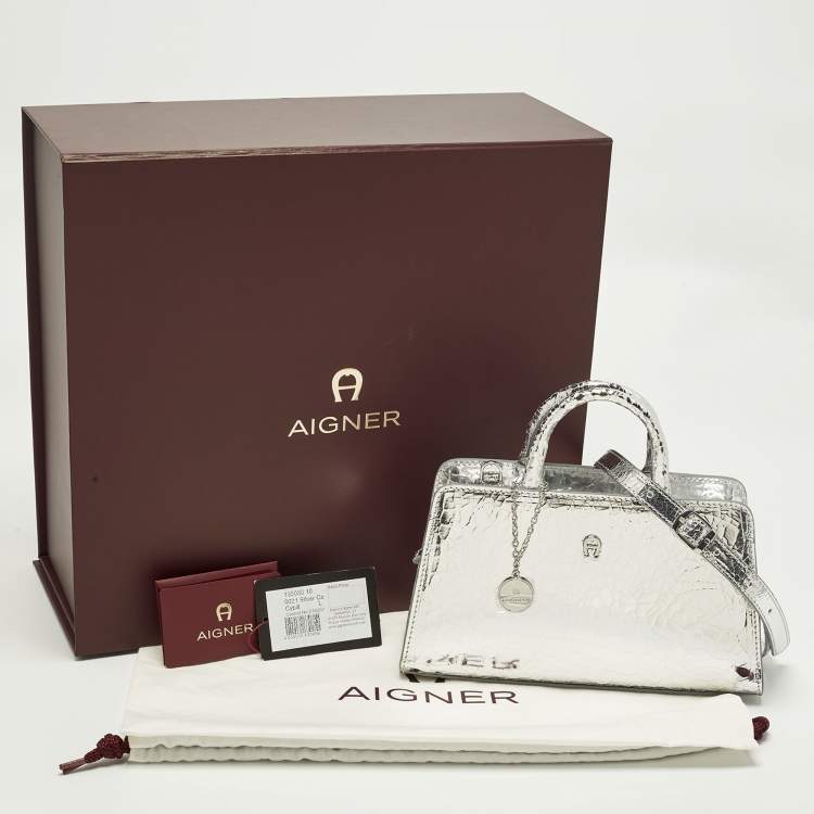 Pre Owned Aigner Cybill Stretch S Mini Silver Crackled Leather Satchel