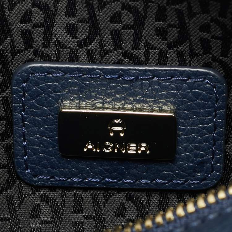 Pre Owned Aigner Isa Small Cosmic Blue Leather Crossbody Bag