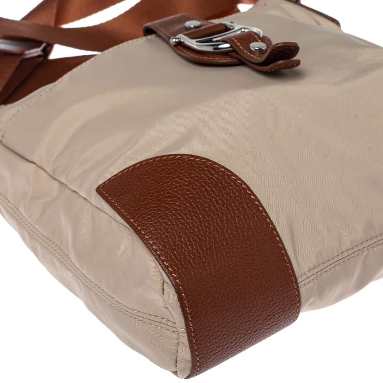 مملوكة مسبقًا Aigner Beige/Brown Nylon and Leather Logo Buckle Crossbody Bag
