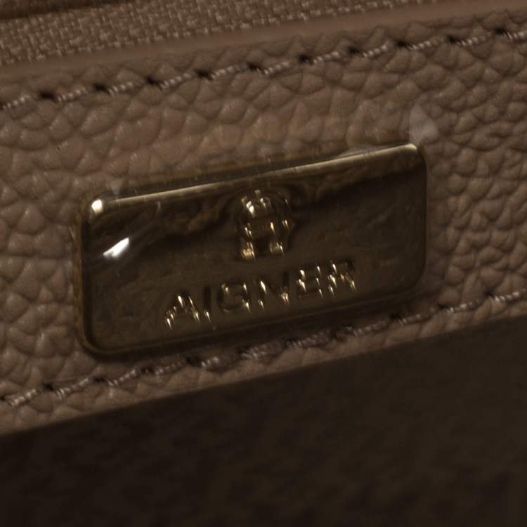 Pre Owned Aigner Beige Leather Lana City Tote