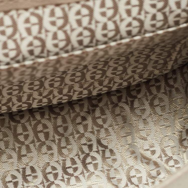 Pre Owned Aigner Beige Leather Logo Flap Shoulder Bag