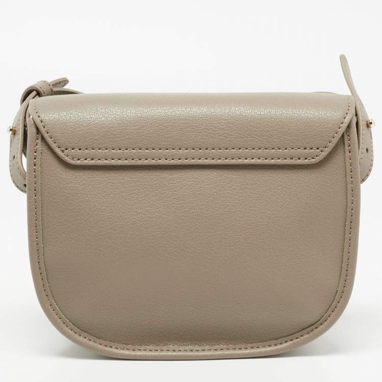 Pre Owned Aigner Beige Leather Logo Flap Shoulder Bag