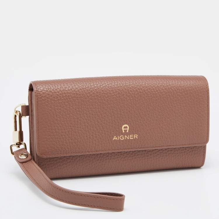 مملوكة مسبقًا Aigner Brown Leather Flap Continental Wristlet Wallet