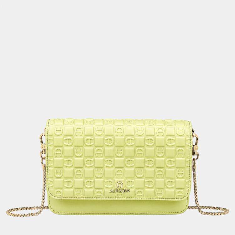Pre Owned Aigner Fresh green shiny light gold Metal Fashion Wallet on Chain Fresh Green