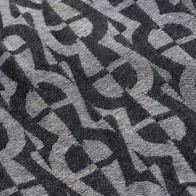 مملوكة مسبقًا Aigner Black and Grey Logo Pattern Jacquard Fringed Edge Scarf
